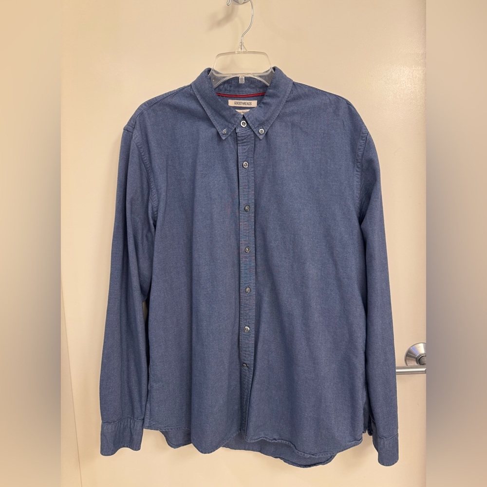 Men’s Long-Sleeve Button-down Shirt. Standard-fit Long-sleeve Oxford Shirt. XL - Picture 2 of 5